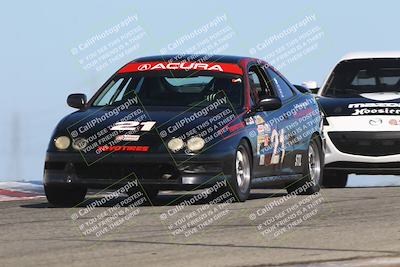 media/Oct-26-2025-CalClub SCCA (Sun) [[8ce1e69566]]/Group 2/Grapevine/